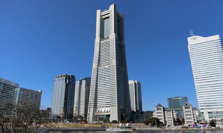 横浜